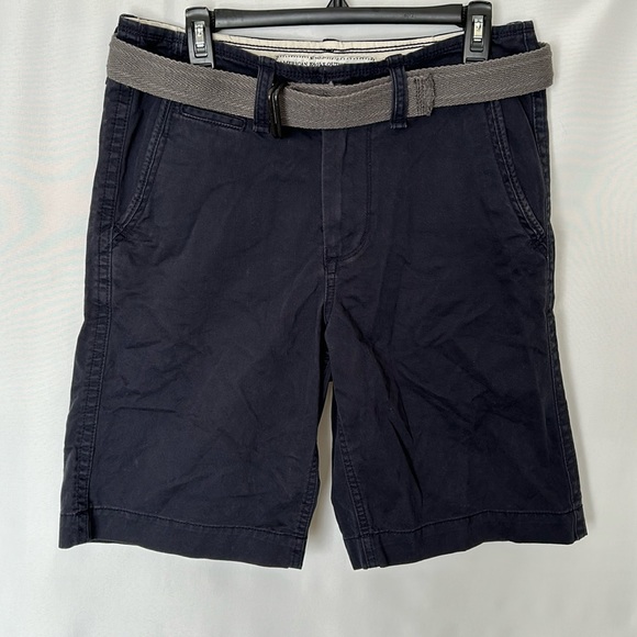 American Eagle Outfitters Other - American Eagle Outfitters “Longer Length” Navy Blue Shorts with belt, size 30